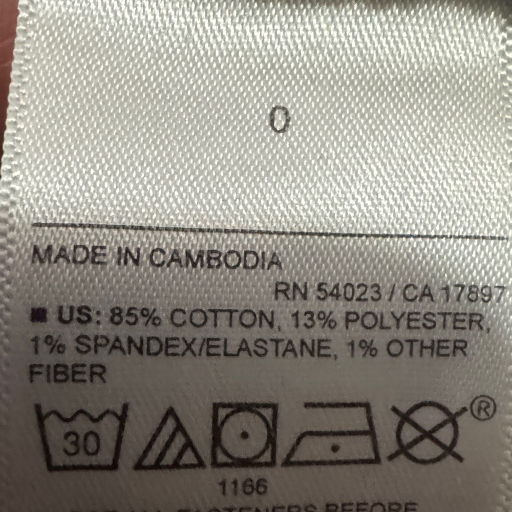 Old Navy-Mid Rise Wow Boyfriend-Sz 0 Ankle-Med Wash-Cotton Blend-EUC - Picture 12 of 14